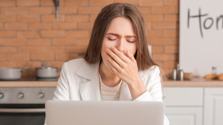 Cambi di stagione e stanchezza: ritrova energia con la naturopatia